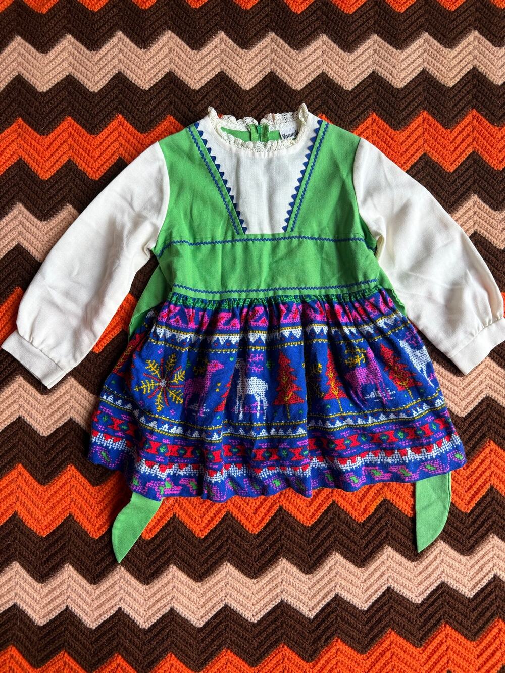 Vintage 70s Youngland Baby Long-Sleeve Folk-Art Style Dress